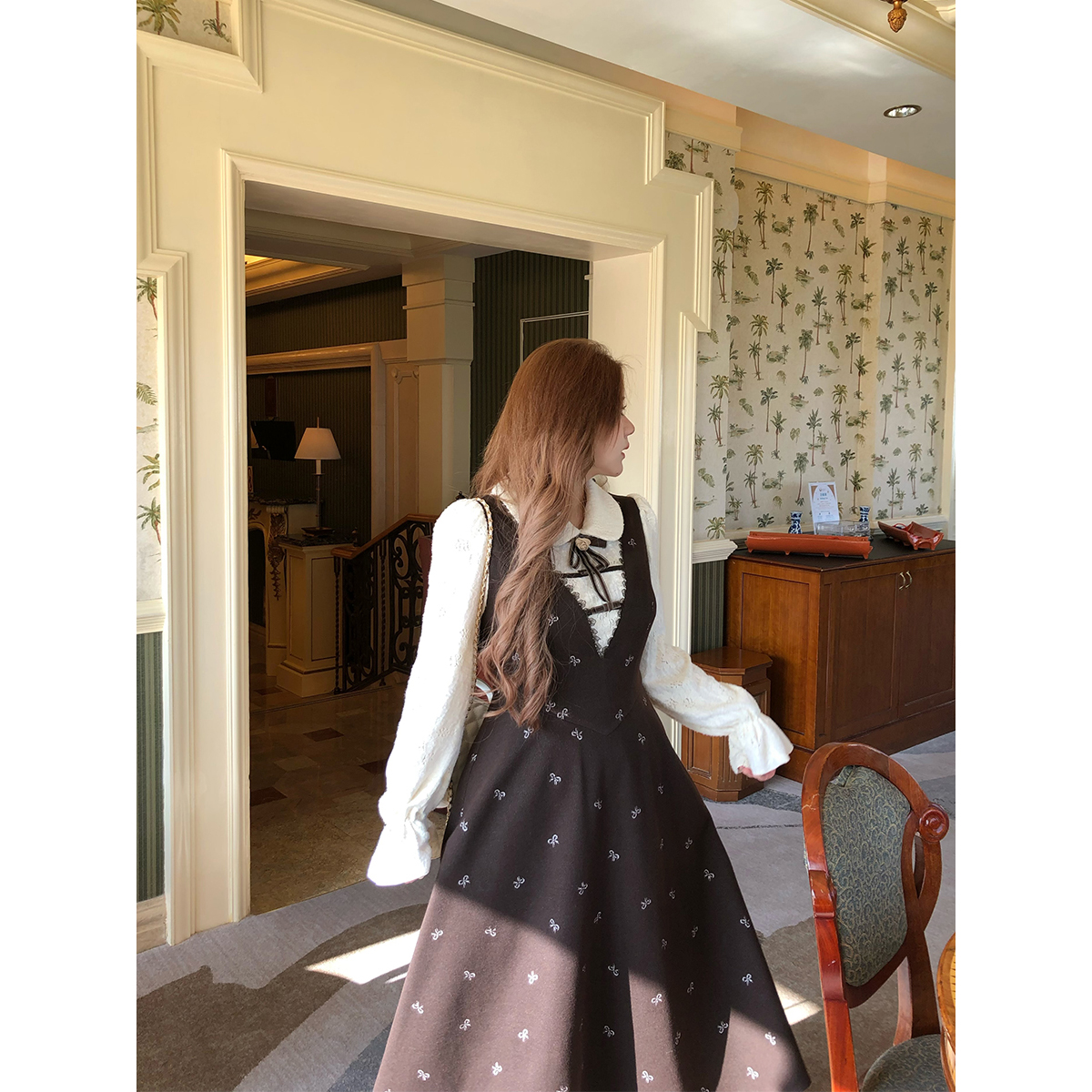 安妮不火 雪尼尔蕾丝拼接娃娃领连衣裙女微胖大码假两件气质裙子 - 图1