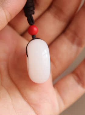 苏工名家天然阿拉善挂件背云吊坠