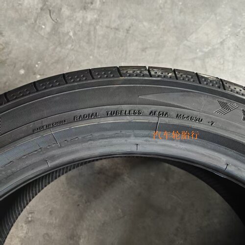 横滨 优科豪马轮胎 235/45R18 94W AE51A 适配大众帕萨特 亚洲龙 - 图1
