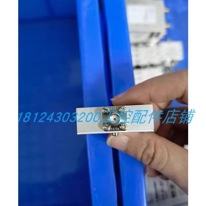 HRSHPS-2H10)40)/HPS-2H10)40) SMA母 同轴一分二功分 - 图3