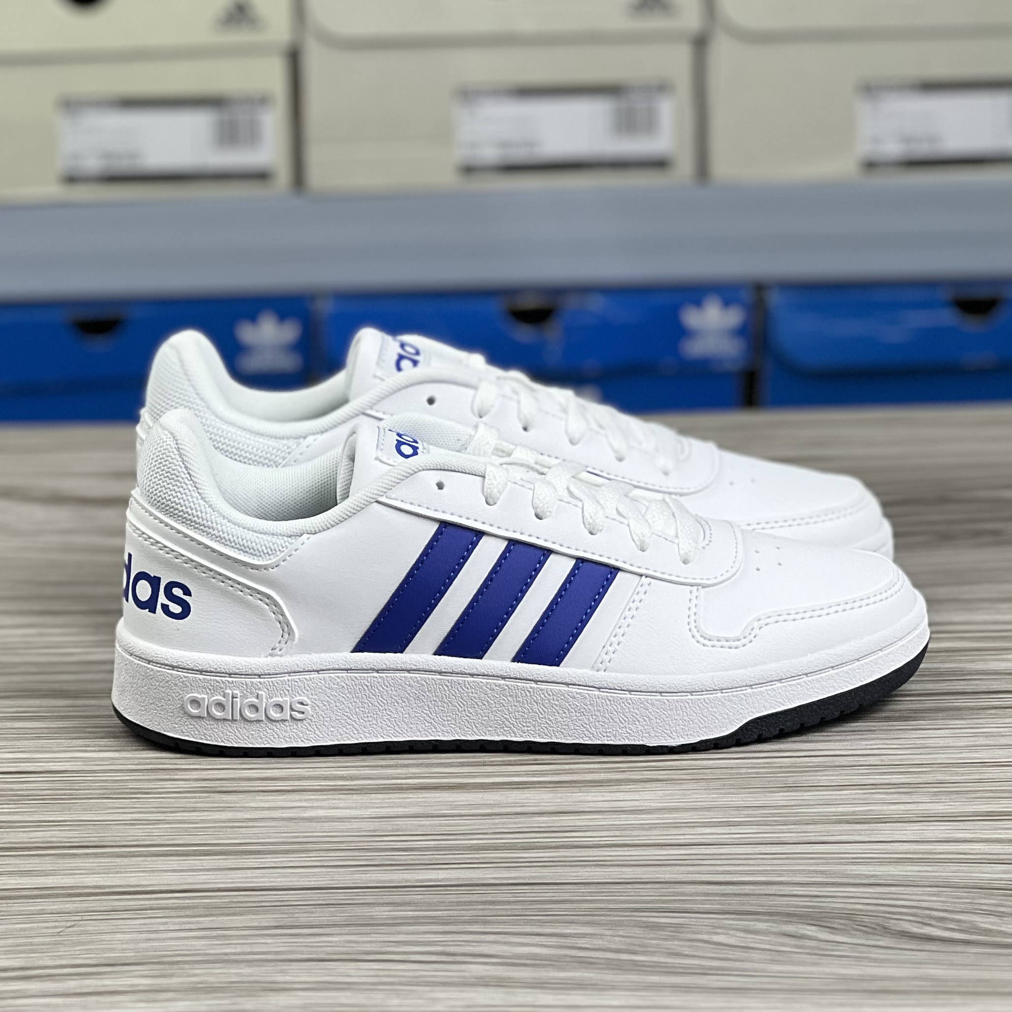 Adidas阿迪达斯正品男鞋三道杠时尚百搭小白鞋复古休闲板鞋GZ7967-图1