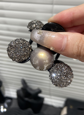 高质感贝珠气质blingbling马尾刘海小抓夹百搭颅顶高侧抓夹E2479