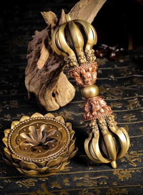 尼泊尔工艺藏传纯铜九股金刚杵降魔杵手把件佛堂法器家居供奉摆件