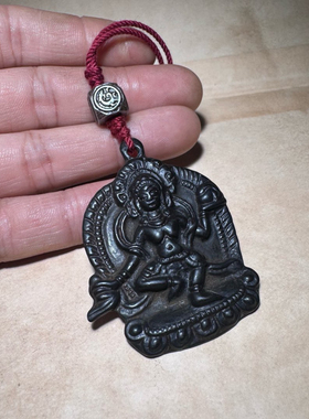 云铁黑包浆尼泊尔西藏密宗佛吊坠寒铁天宝财神嘎乌天铁藏佛挂件