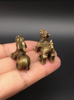 纯铜麒麟挂坠实心铜麒麟一对 仿古钥匙扣貔貅手把件茶宠铜器摆件