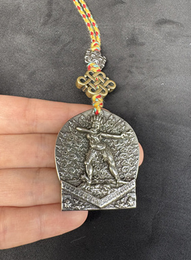 藏式护法牌随身挂件侧挂吊坠复古尼泊尔密宗白铜龙钦宁提一髻佛母