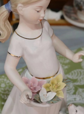 瓷偶摆件家居装饰品田园少女童趣可爱女孩摆件玄关客厅酒柜装饰品