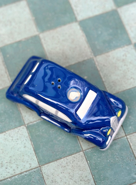 D56出口陶瓷人物场景装饰摆件