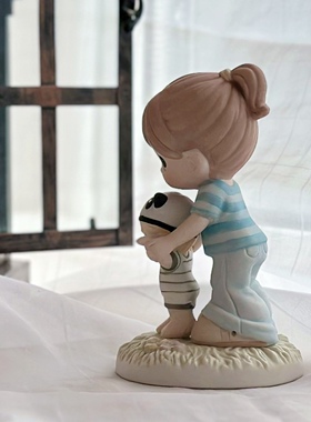 水滴娃娃弟熊猫帽子陶瓷摆件新年