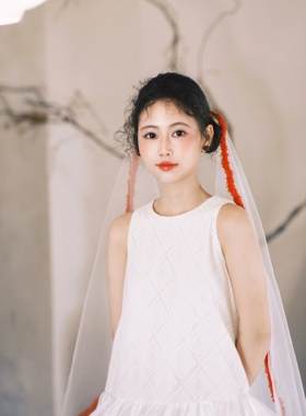 新娘结婚婚纱头纱长款红色毛绒花边超仙头饰高级感摄影拍照造型白