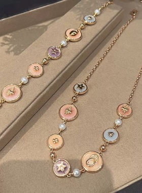 今年的蝴蝶热款！项链锁珍珠