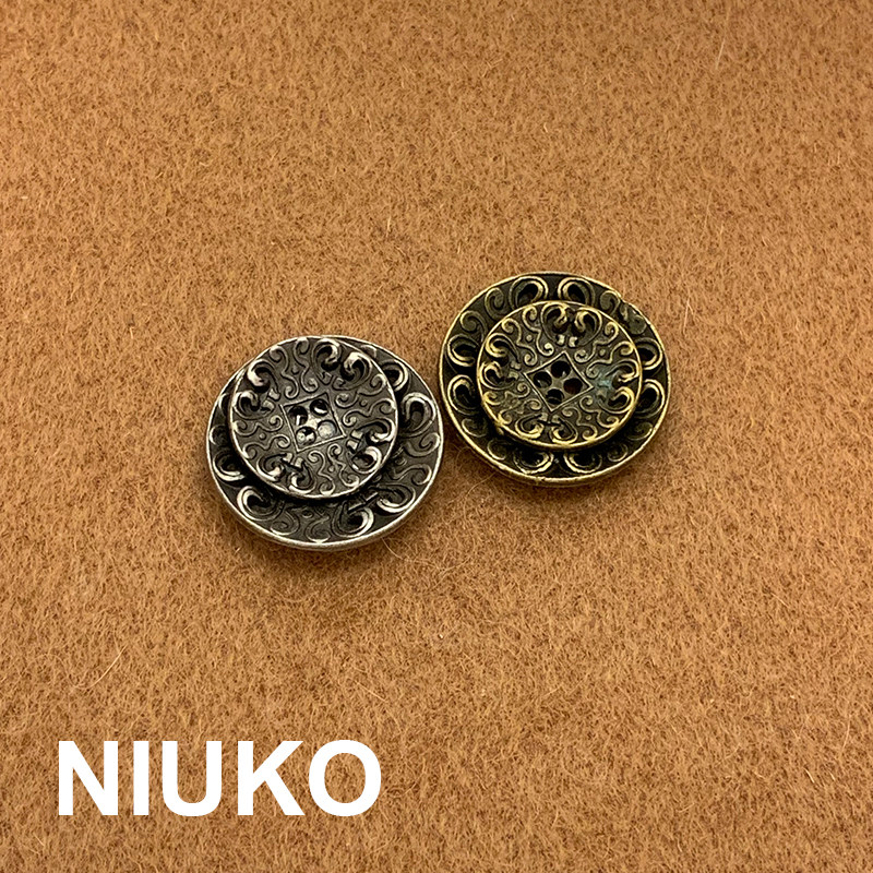 NIUKO复古立体雕刻凹面金属四眼纽扣高品质做旧大衣钮扣子服装扣_虎窝淘