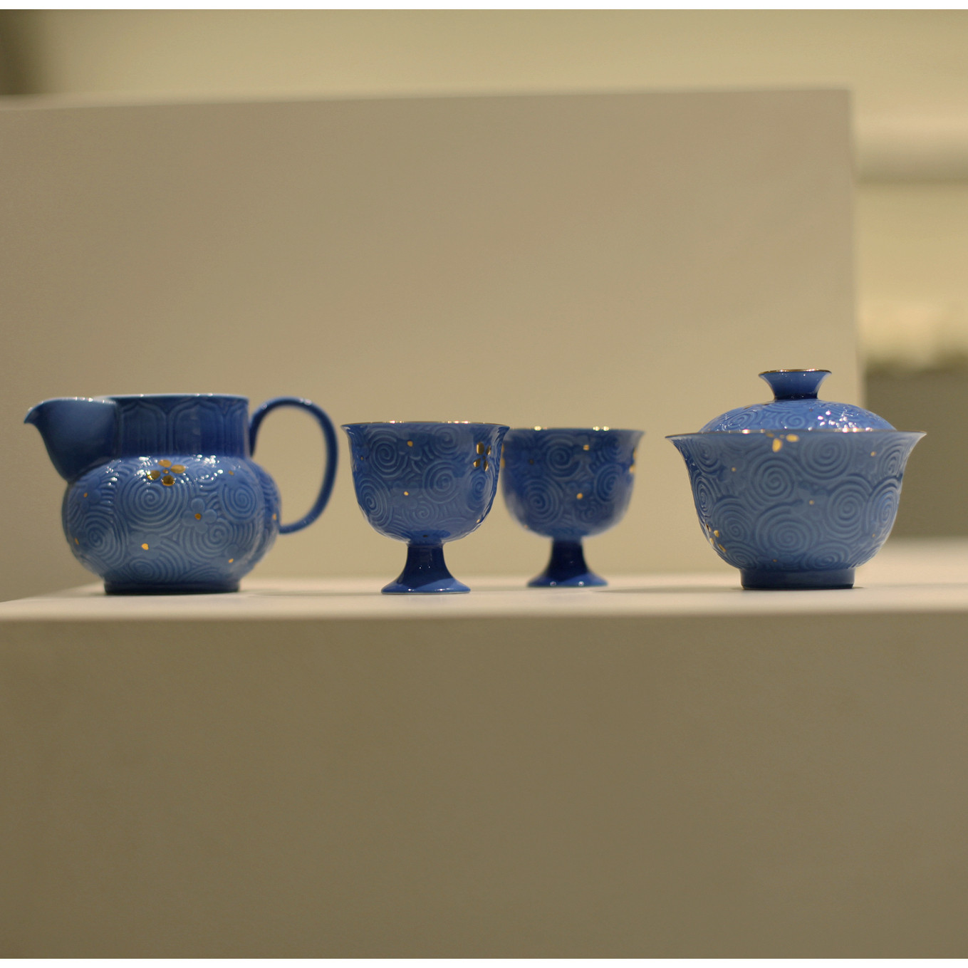 |亦宋树书院|《洒蓝》水纹高足杯 茶杯 酒杯 描金 釉下彩 陶瓷,淘宝优惠券,粉丝福利购,淘宝优惠卷