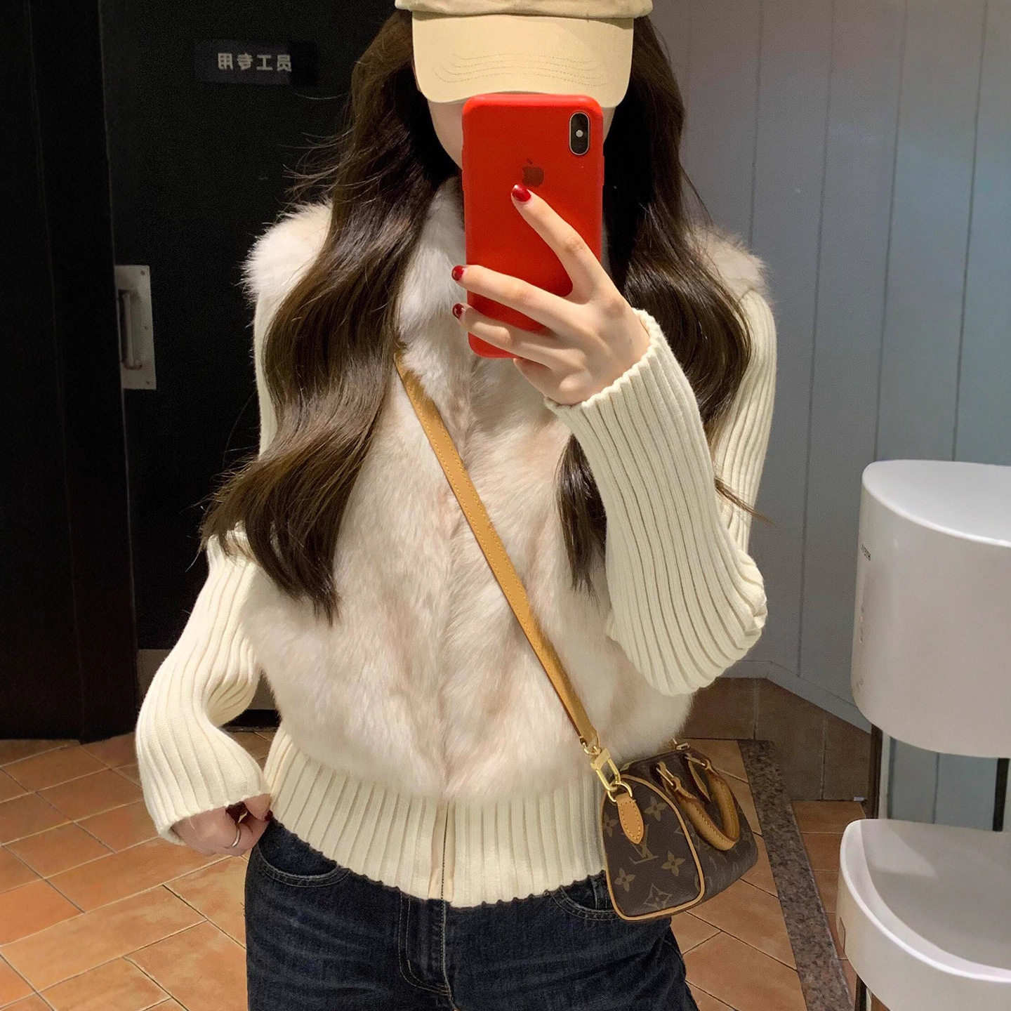 2025冬季新款年轻环保毛毛外套女短款小个子针织袖马甲可拆卸外套,淘宝优惠券,粉丝福利购,淘宝优惠卷