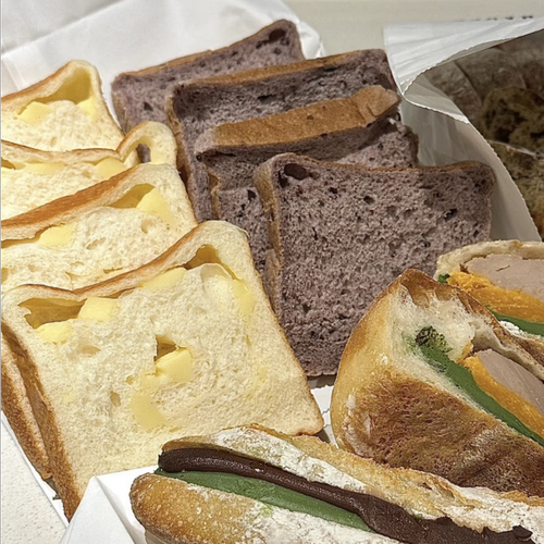 上海DRUNK BAKER枫糖海盐黄油黑米全麦抹茶芋泥生巧牛乳生吐司 - 图1