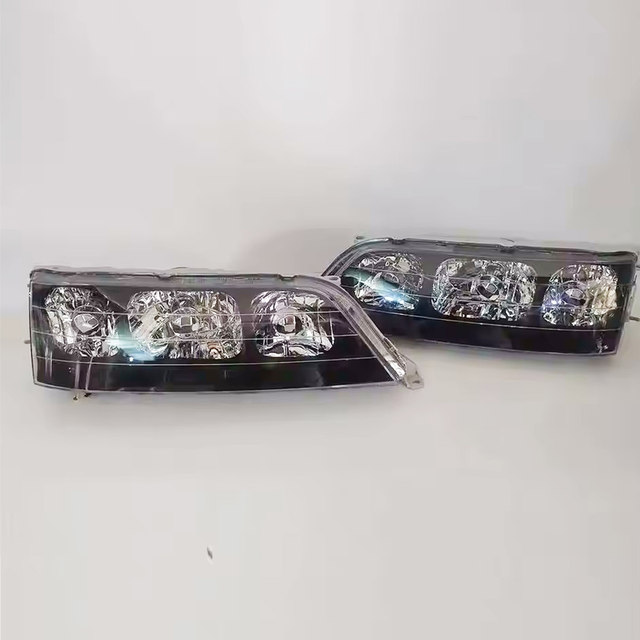 22-271-B black background headlight mark