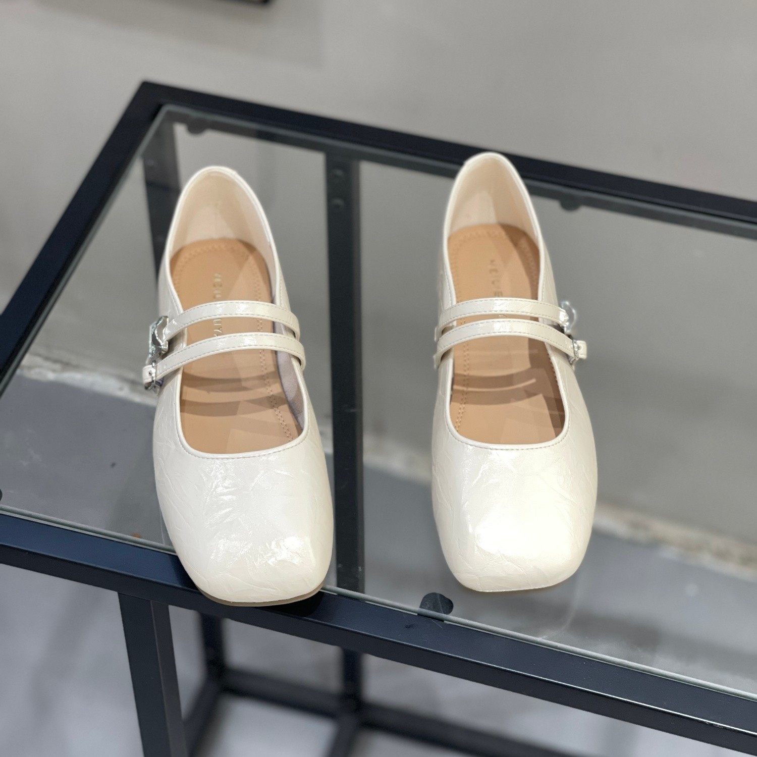 小香风复古平底玛丽珍单鞋女2026春季新款配裙子踩屎感气质晚晚鞋,淘宝优惠券,粉丝福利购,淘宝优惠卷