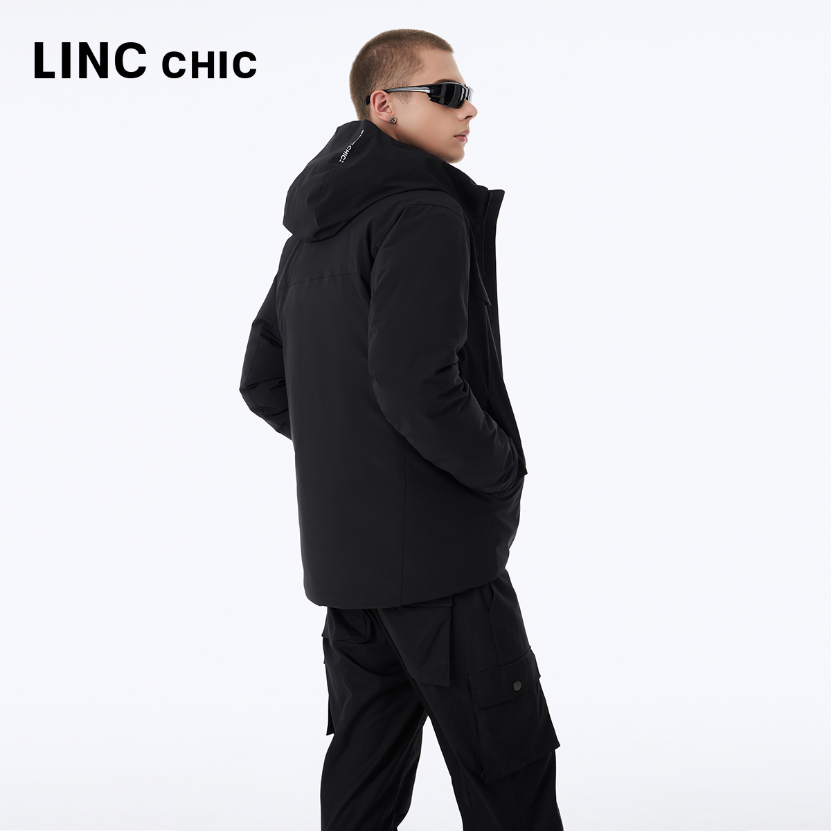 LINCCHIC金羽杰2023新款羽绒服男短款机能连帽三防冲锋衣1111