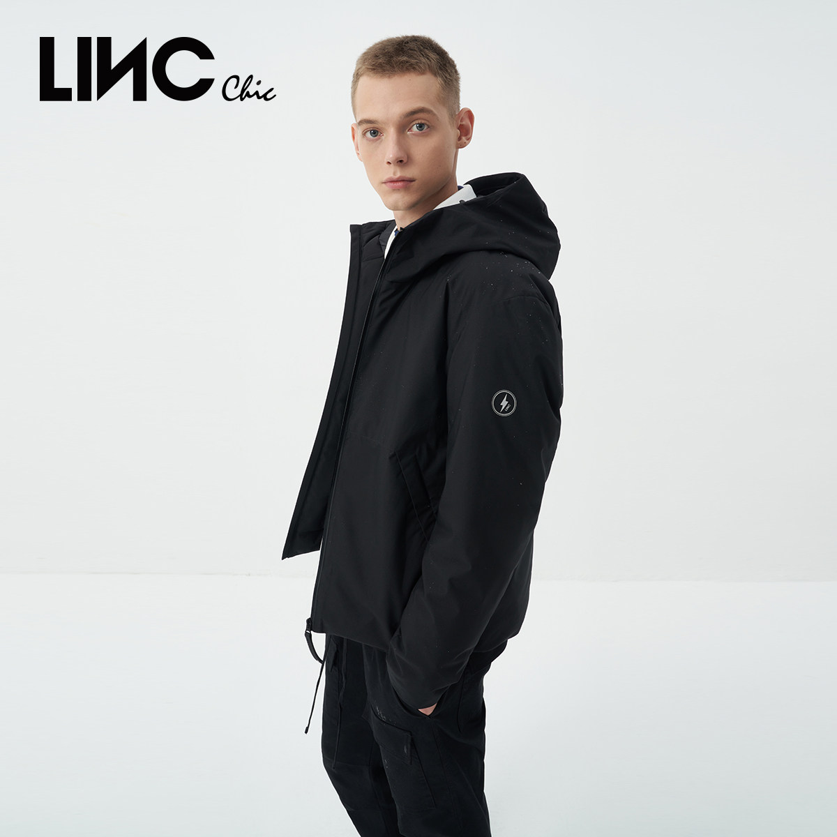 LINCCHIC金羽杰羽绒服男机能感连帽轻暖短款男士羽绒服N22801103
