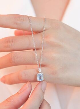S925纯银项链天然水晶海蓝宝托帕石项链女轻奢香水瓶小众银饰吊坠