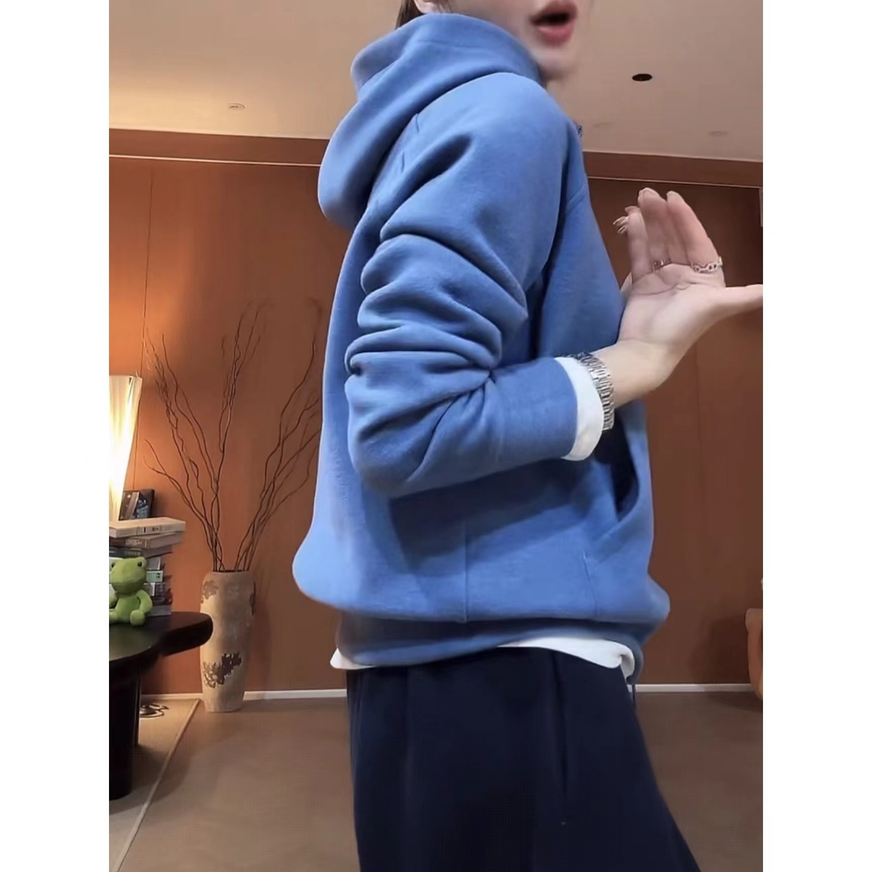 蓝色连帽卫衣女双拉链开衫外套2025秋冬新款休闲宽松百搭长袖上衣,淘宝优惠券,粉丝福利购,淘宝优惠卷