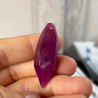 天然无烧无胶六柱体红宝石吊坠男士女士礼物原矿原色专柜正品保真