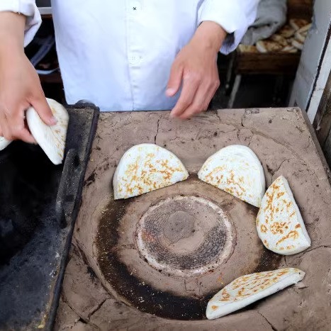 羊肉泡馍的饼大荔月牙烧饼陕西渭南同州特产手工炭火肉夹馍真空装 - 图0