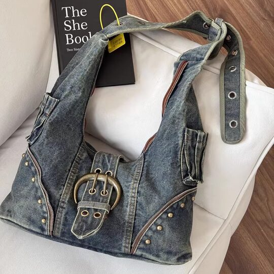 American retro hottie rivet student denim bag