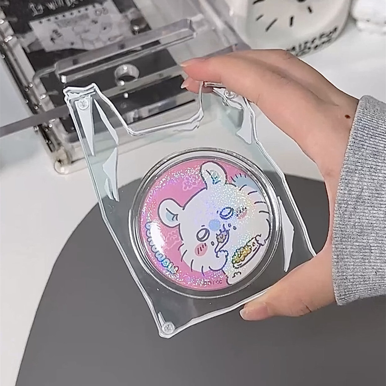 小红书同款便利店谷美亚克力吧唧砖摇摇乐5875徽章谷子收纳展示框,淘宝优惠券,粉丝福利购,淘宝优惠卷