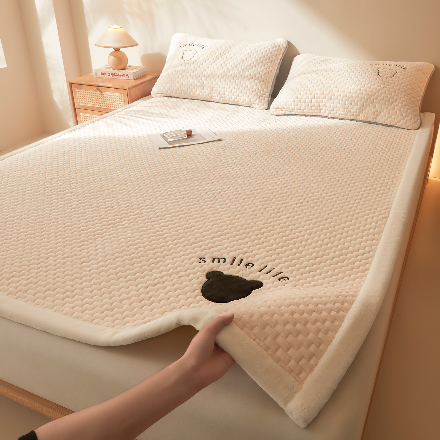 A类秋冬季牛奶绒新棉绒床垫家用软垫加厚垫子卧室榻榻米床褥子,淘宝优惠券,粉丝福利购,淘宝优惠卷