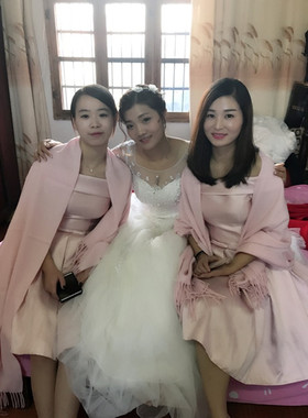 灰色结婚新娘姐妹礼服长款围巾