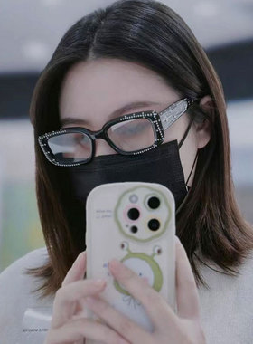 新款高级感个性太阳镜多铆钉镶钻