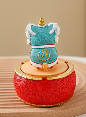 新中式国潮风招财进宝醒狮摆件茶宠汽车桌面装饰可爱家居烟缸送礼