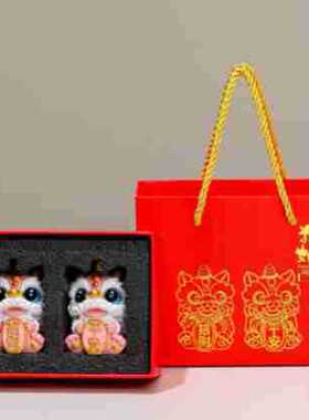 创意国潮新年礼品套装卡通可爱欢喜醒狮办公室工位桌面装饰品摆件