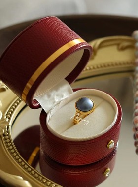 纯银镀金天然马贝欧美古巴链戒指