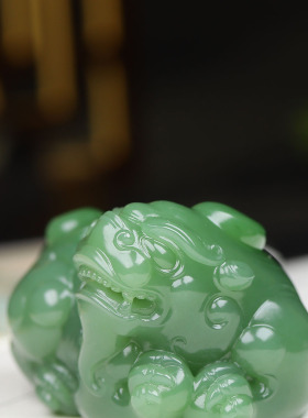 （古晨珠宝）俄罗斯和田玉粉绿碧玉貔貅手把件手玩瑞兽赐福91g
