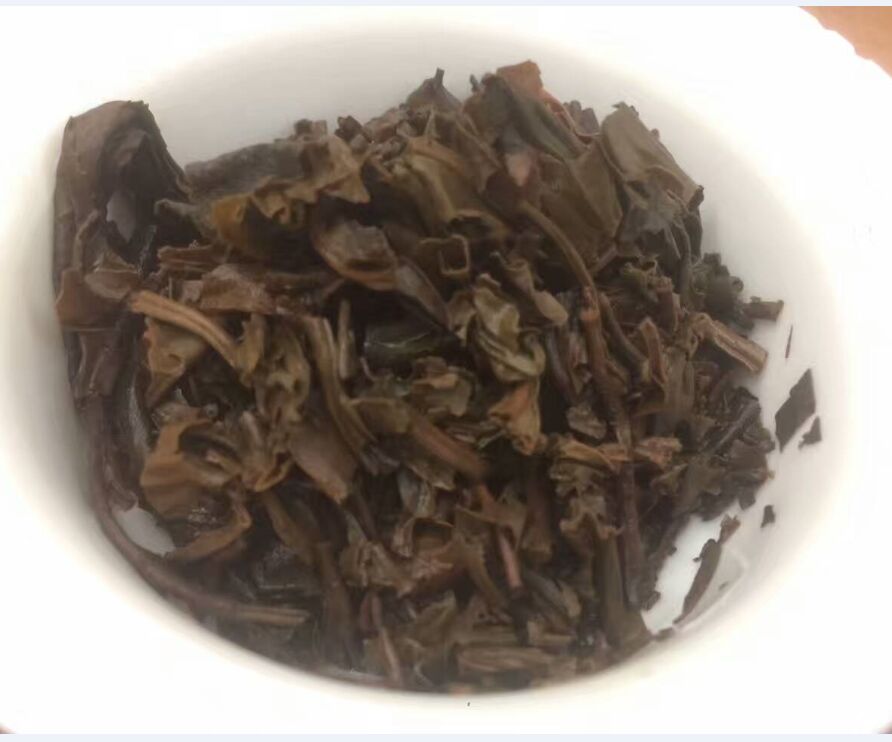 普洱茶生茶2001年 紫黄印易武茶饼 大口小黄印 七子饼古树老茶