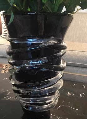 牡丹黑色水晶花瓶