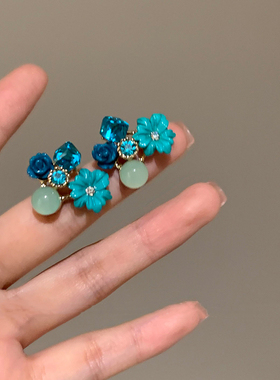 高级感蓝色方糖水晶花朵耳钉