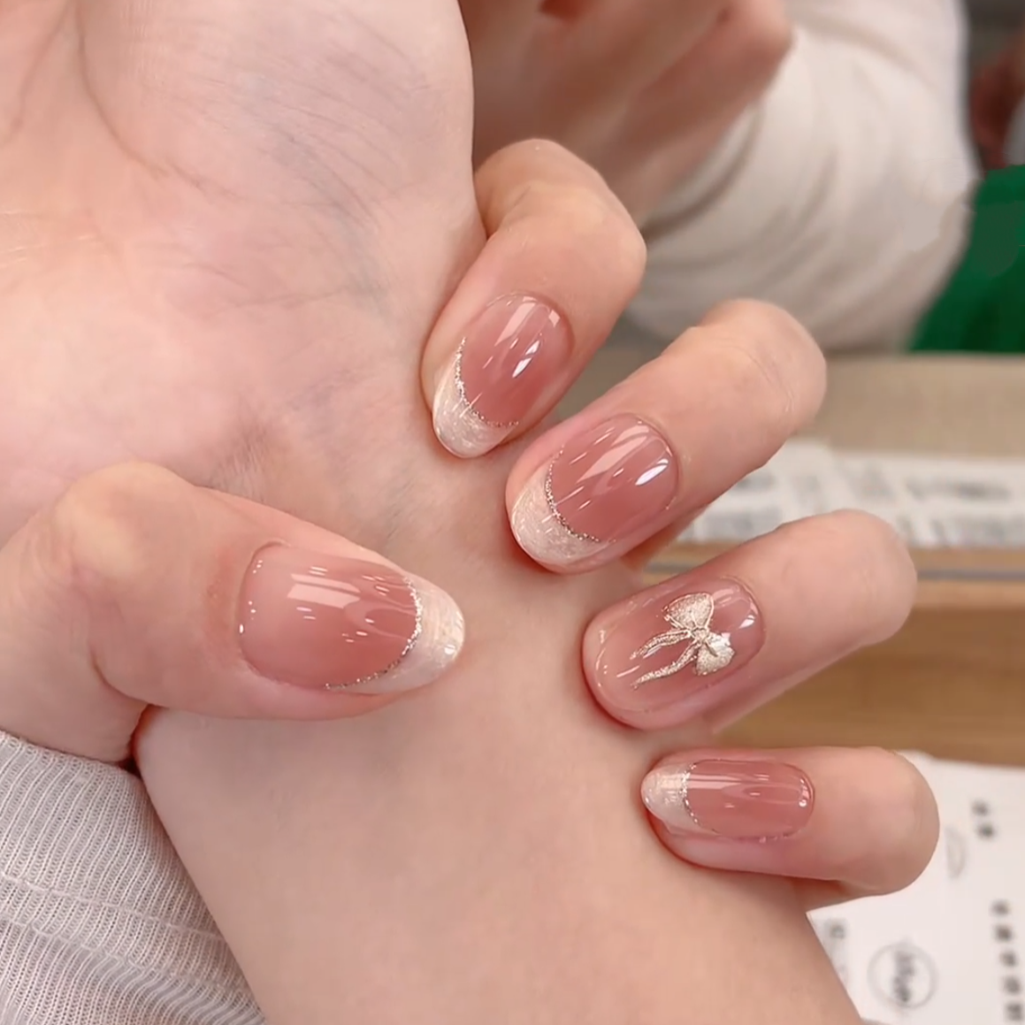 秋冬新款溜边法式裸色美甲穿戴甲短款气质千金高级感显白假指甲片,淘宝优惠券,粉丝福利购,淘宝优惠卷