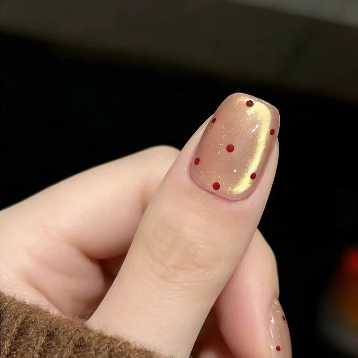 2026新年吸财小花法式酒红色美甲穿戴甲短款裸色猫眼纯手工穿戴甲,淘宝优惠券,粉丝福利购,淘宝优惠卷