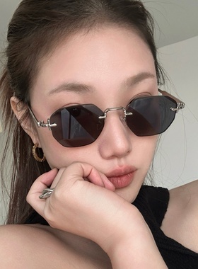 复古金属无框多边形黑色墨镜显瘦