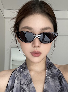 复古豹纹色二次元镶钻太阳镜女潮