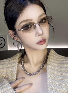 无框小脸猫眼墨镜女潮欧美风水银色Y2K欧美辣妹风太阳镜高级网感