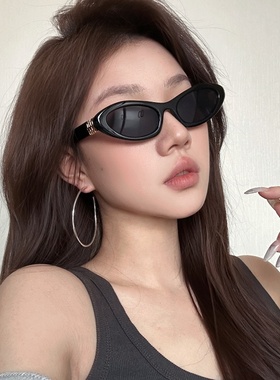 欧美辣妹风猫眼黑色墨镜女潮显瘦