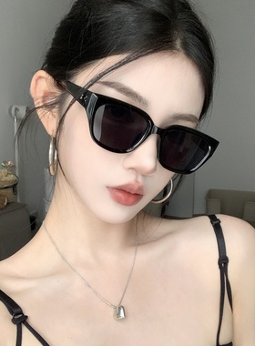 复古黑色猫眼墨镜女潮方圆脸显瘦