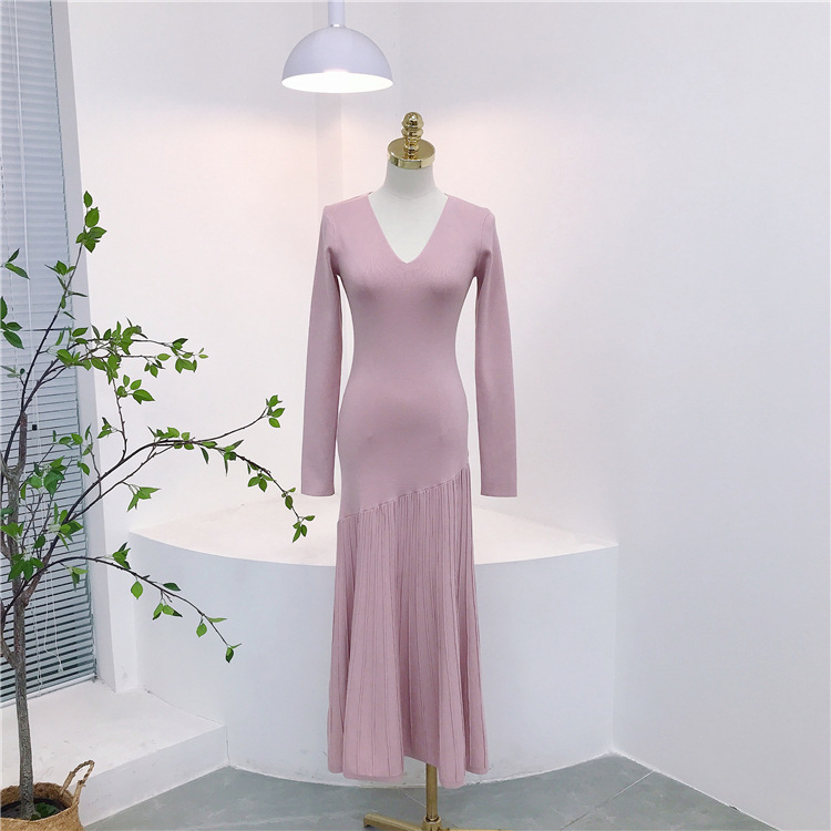 气质优雅V领针织连衣裙女2025高级感内搭包臀打底毛衣中长鱼尾裙 - 图3