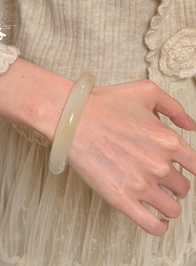 85～395【璐璐的玉器店】和田玉高品质玉手镯 镯子