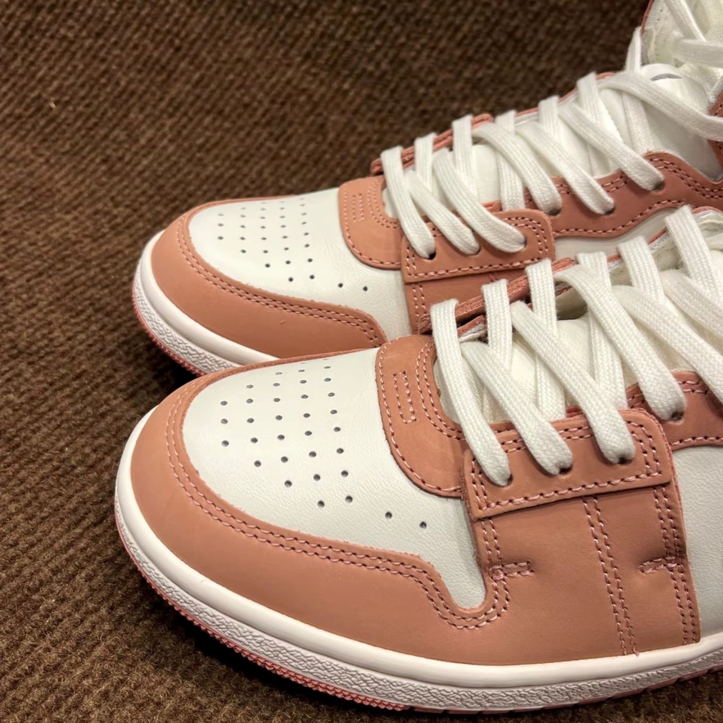 耐克Air Jordan Ship PE SP AJ粉白中帮复古休闲篮球鞋FQ2952-600,淘宝优惠券,粉丝福利购,淘宝优惠卷