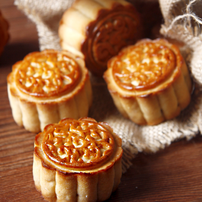 顺南月饼馅料500g低糖白莲蓉油性红豆沙蛋黄酥黑芝麻金沙奶黄馅料 - 图0